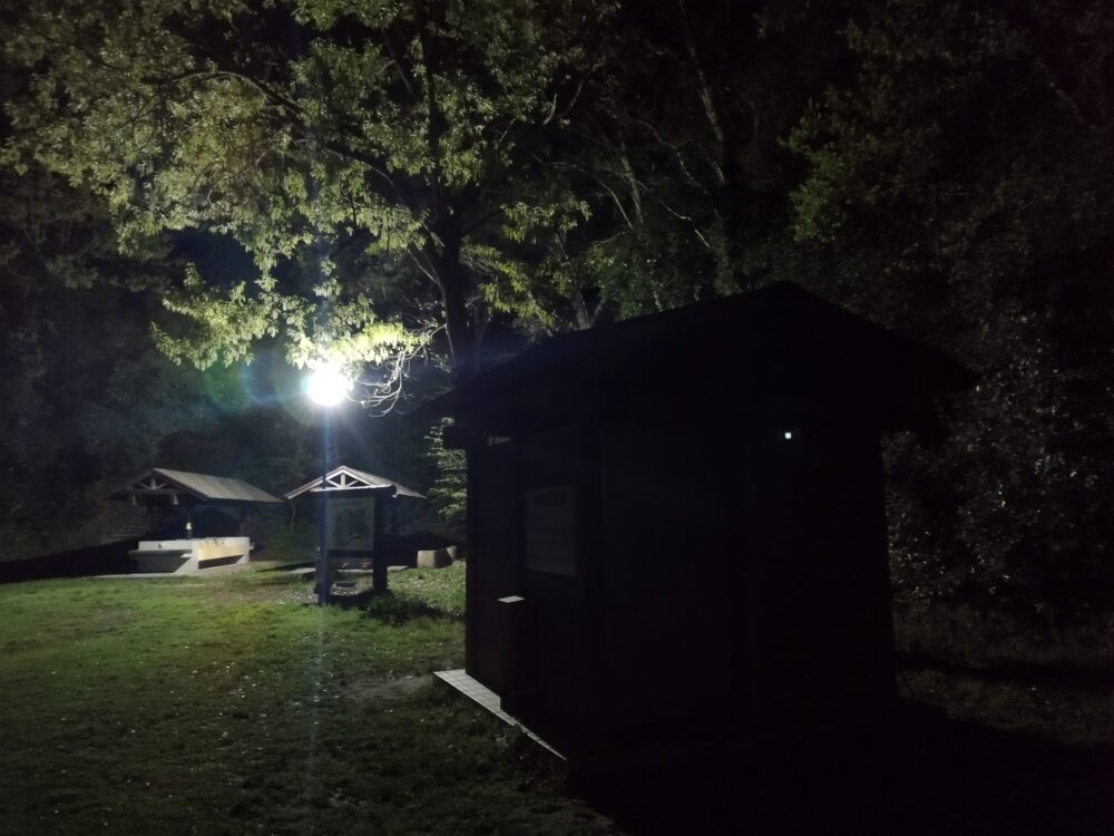 早島ふれあいの森公園　キャンプ場　夜の灯り