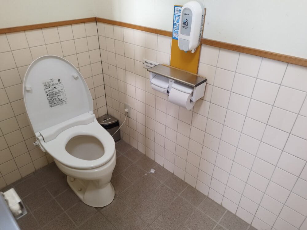 吉井竜天オートキャンプ場　洋式トイレ